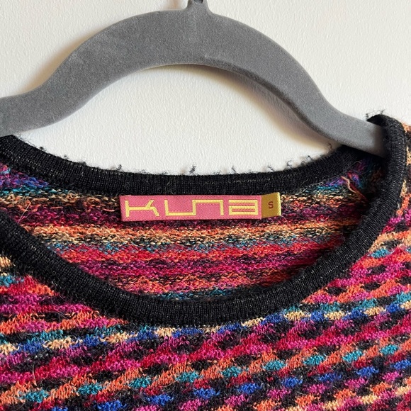 Kuna Baby Alpaca Knit Sweater made in Peru - SMALL - Very Soft! - Picture 3 of 11